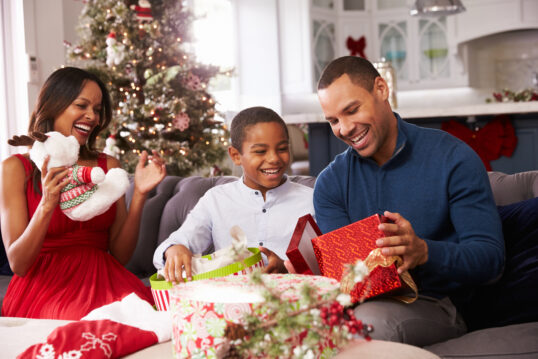 15 Unique Christmas Gift Ideas for Your Dad